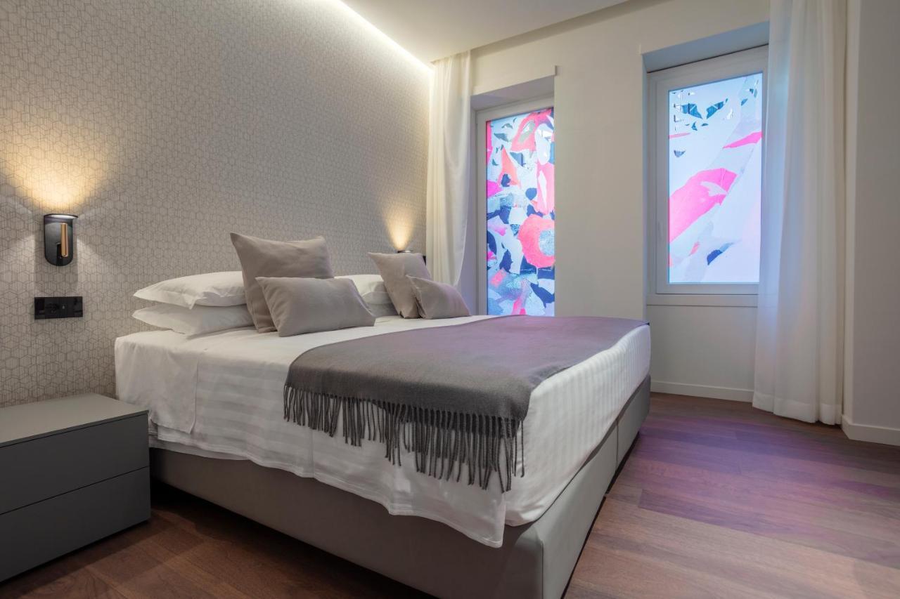 Sant'Ambrogio Apartments, Reception H24 Milano Exteriör bild