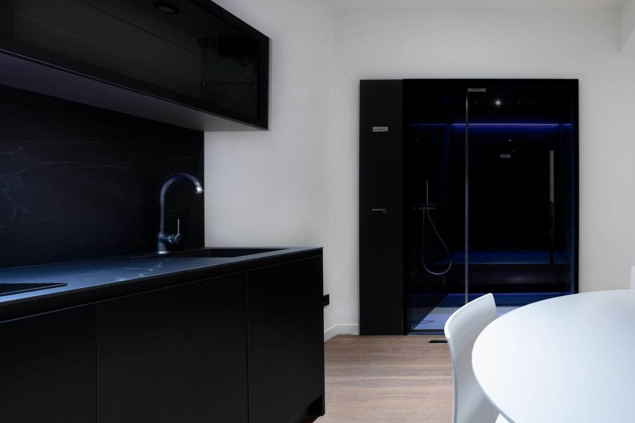 Sant'Ambrogio Apartments, Reception H24 Milano Exteriör bild