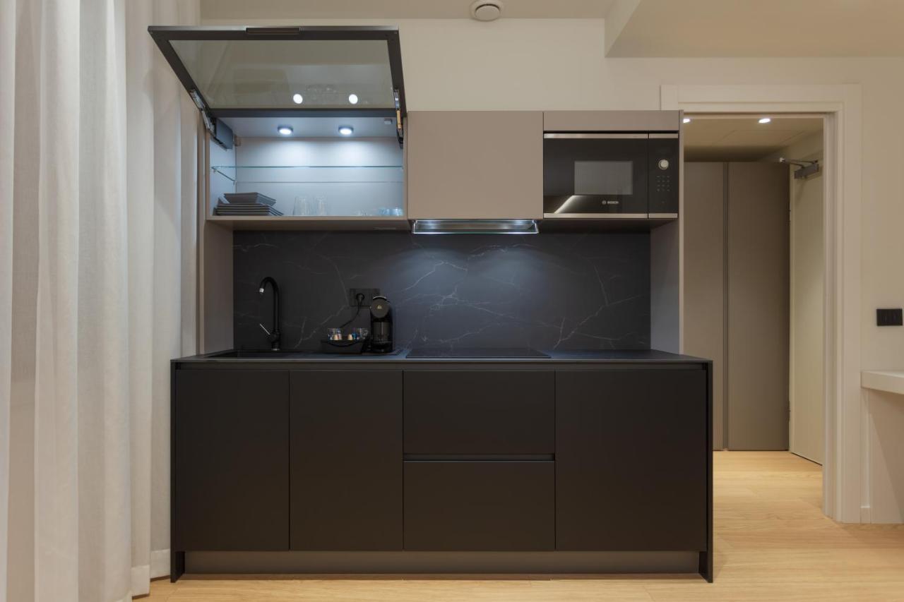 Sant'Ambrogio Apartments, Reception H24 Milano Exteriör bild
